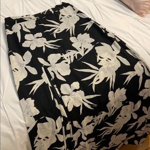 NWOT Show Me Your MuMu Maxi Skirt